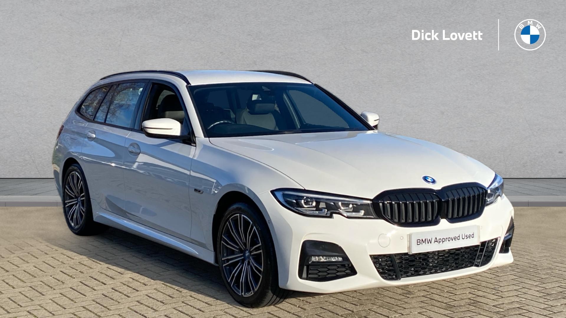 Main listing image - BMW 3 Series Touring