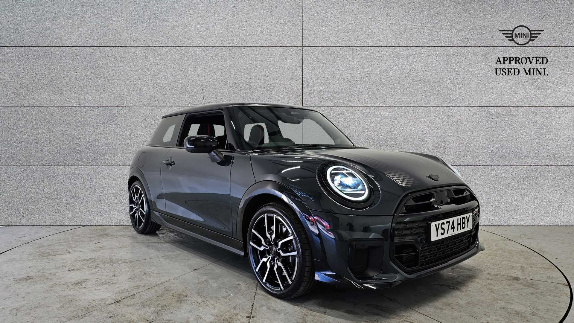 Main listing image - MINI Hatchback