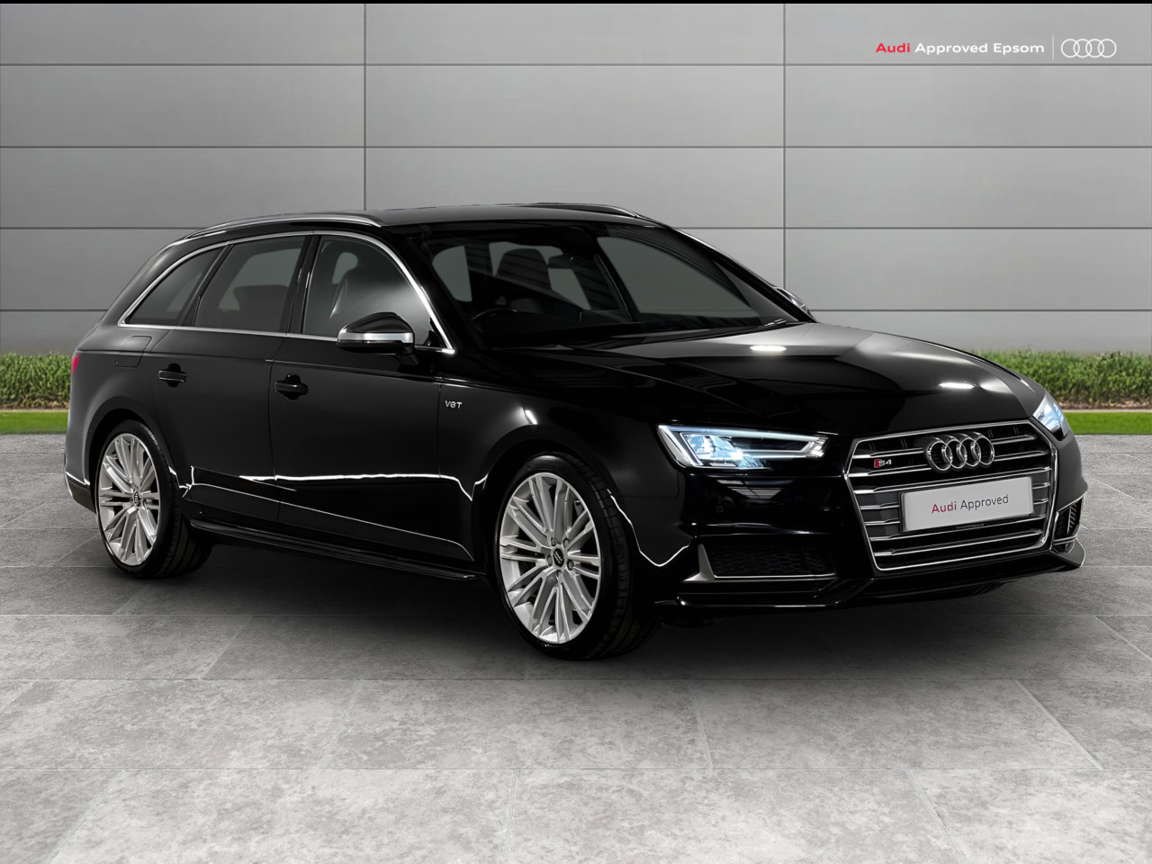 Main listing image - Audi S4