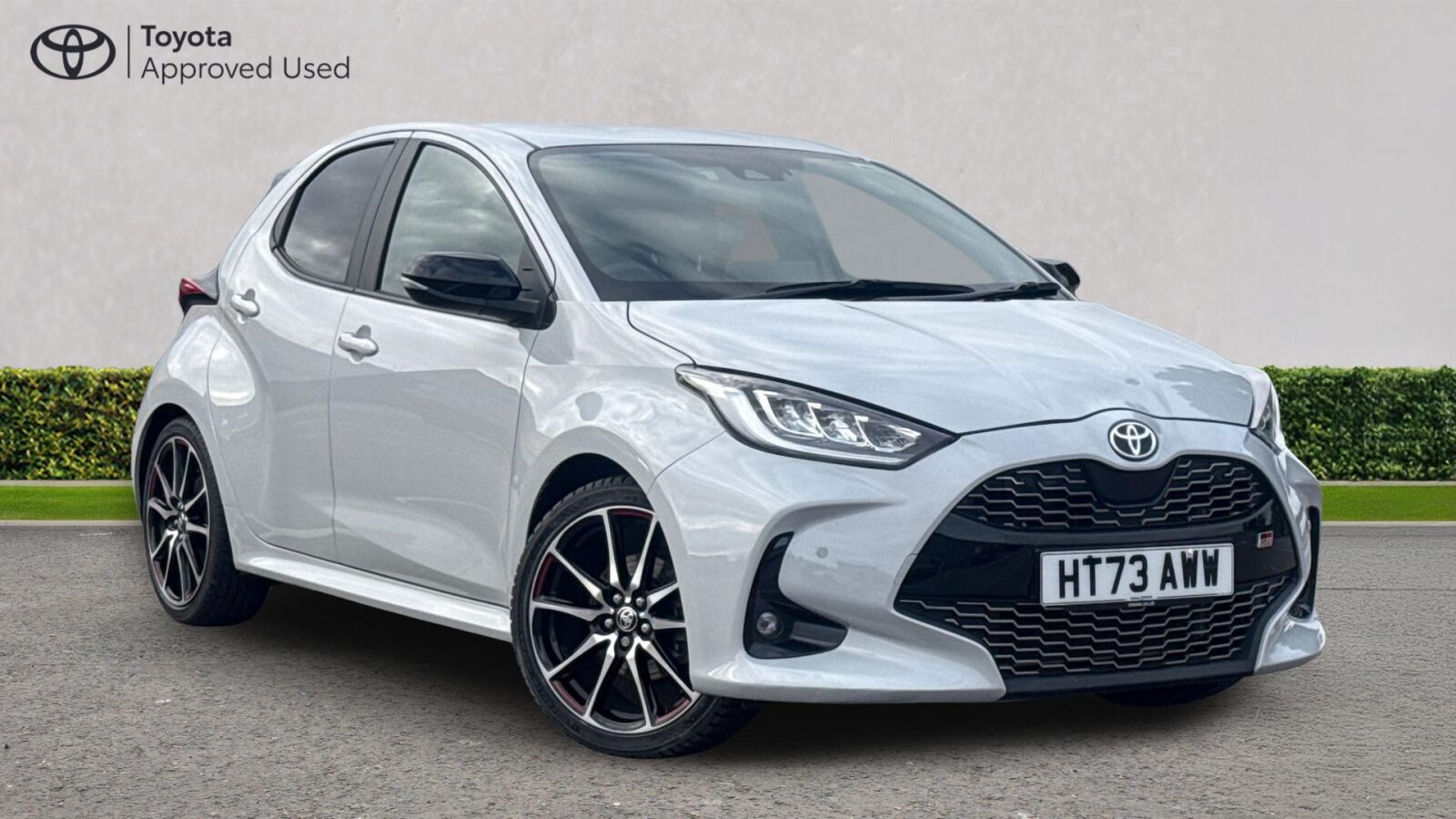 Main listing image - Toyota Yaris