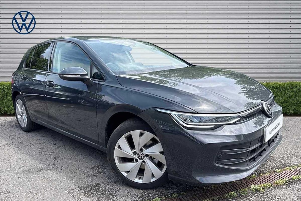 Main listing image - Volkswagen Golf