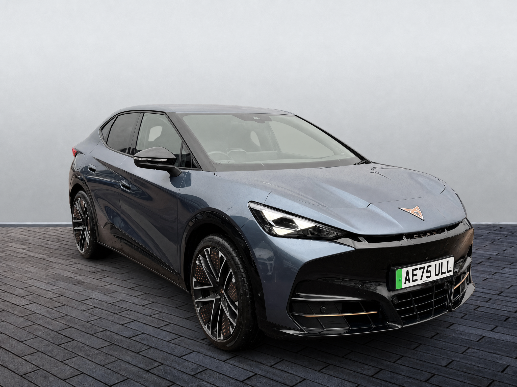 Main listing image - Cupra Tavascan