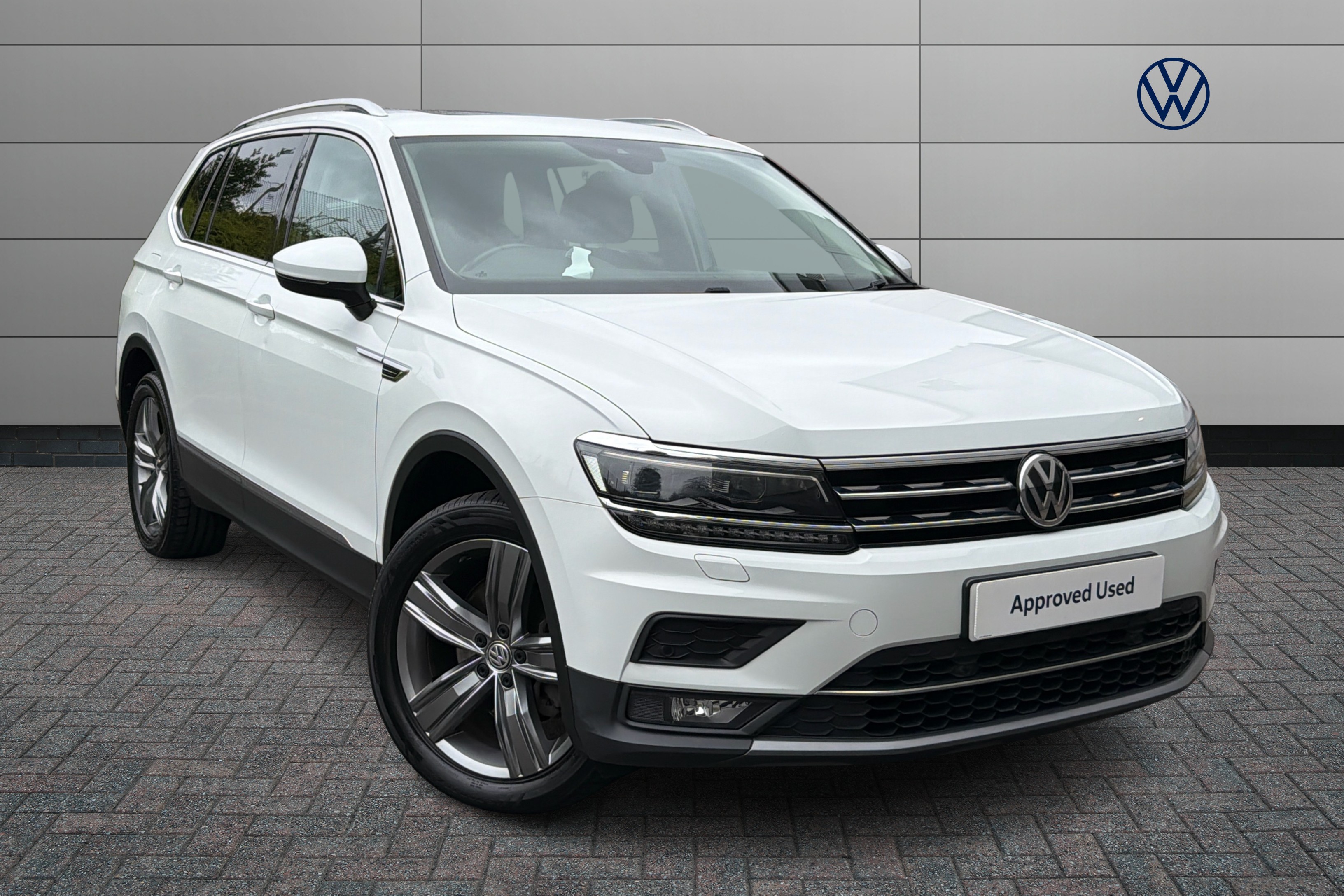 Main listing image - Volkswagen Tiguan Allspace