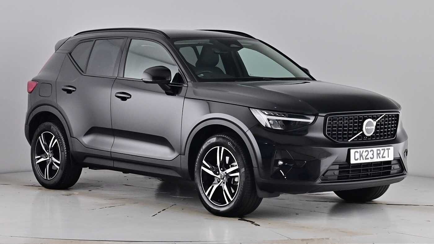 Main listing image - Volvo XC40