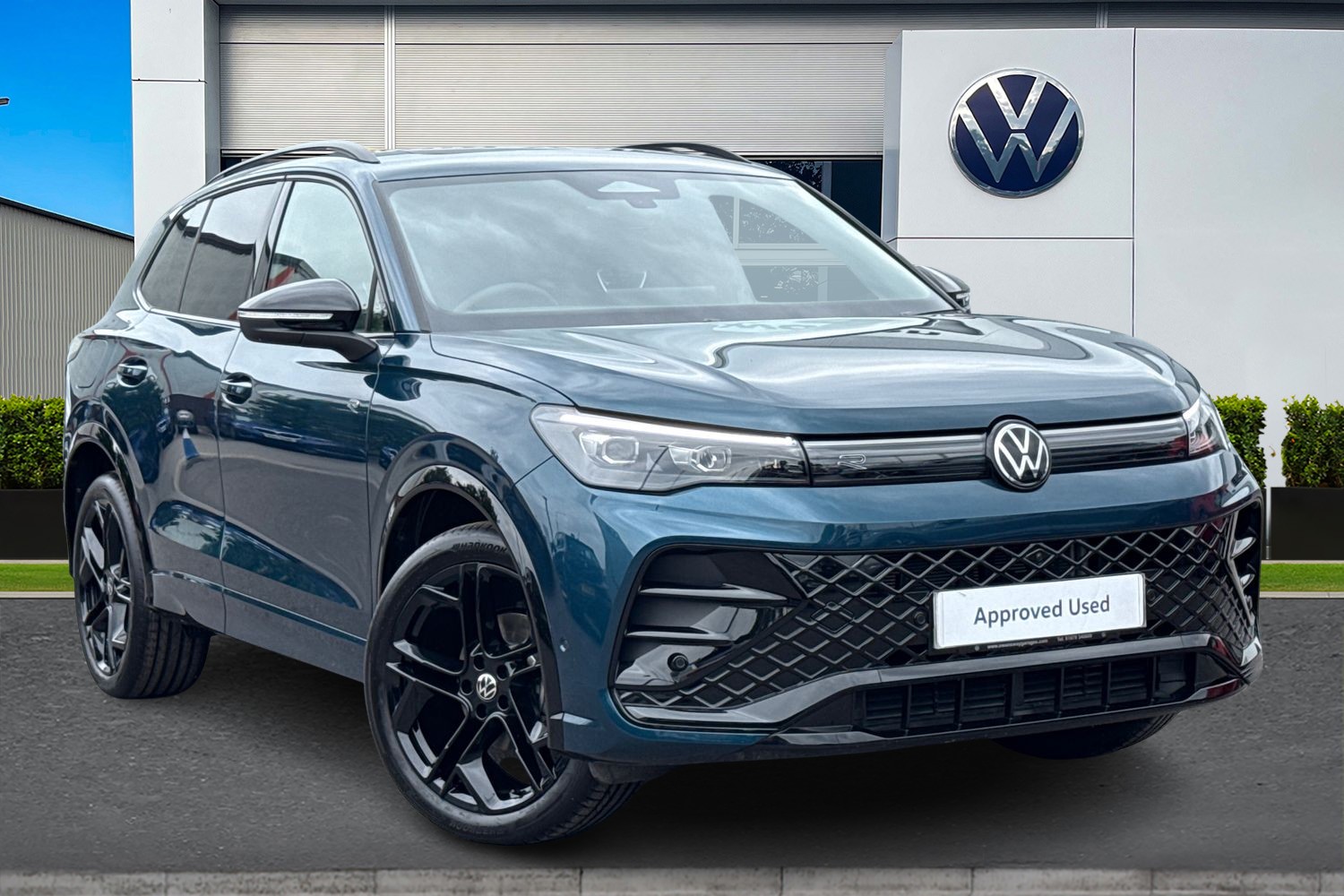 Main listing image - Volkswagen Tiguan