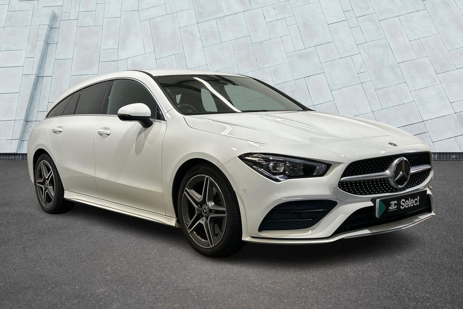 Main listing image - Mercedes-Benz CLA Shooting Brake