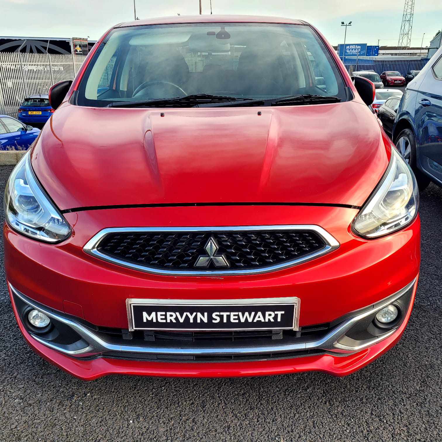 Main listing image - Mitsubishi Mirage