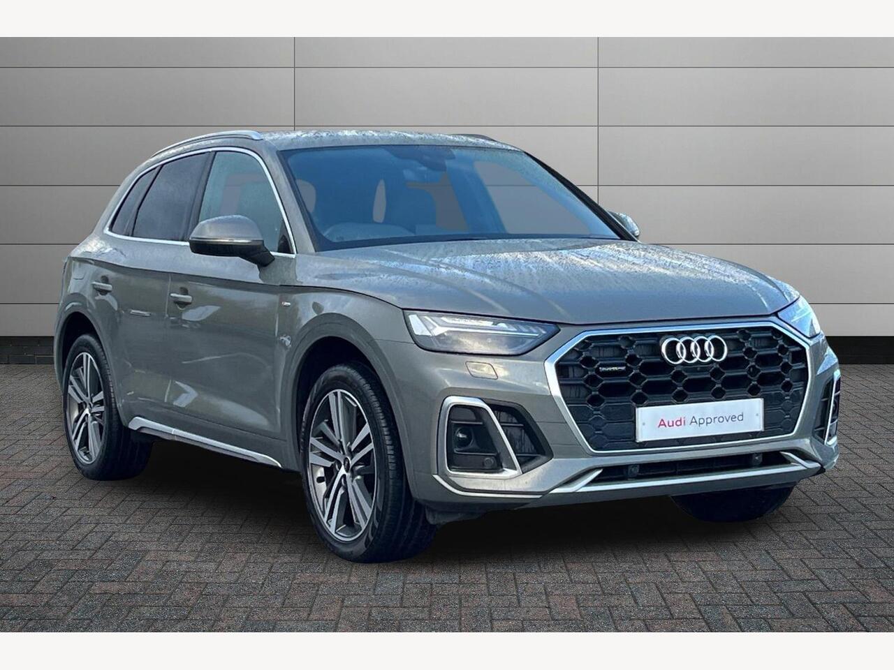 Main listing image - Audi Q5