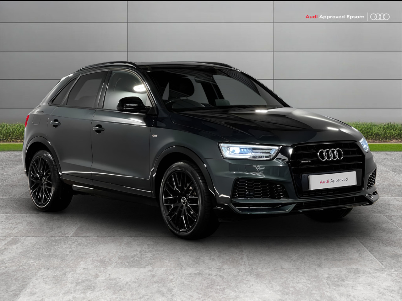Main listing image - Audi Q3