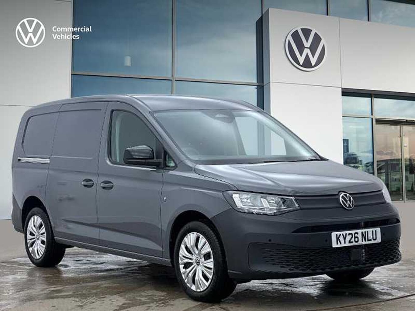 Main listing image - Volkswagen Caddy Maxi
