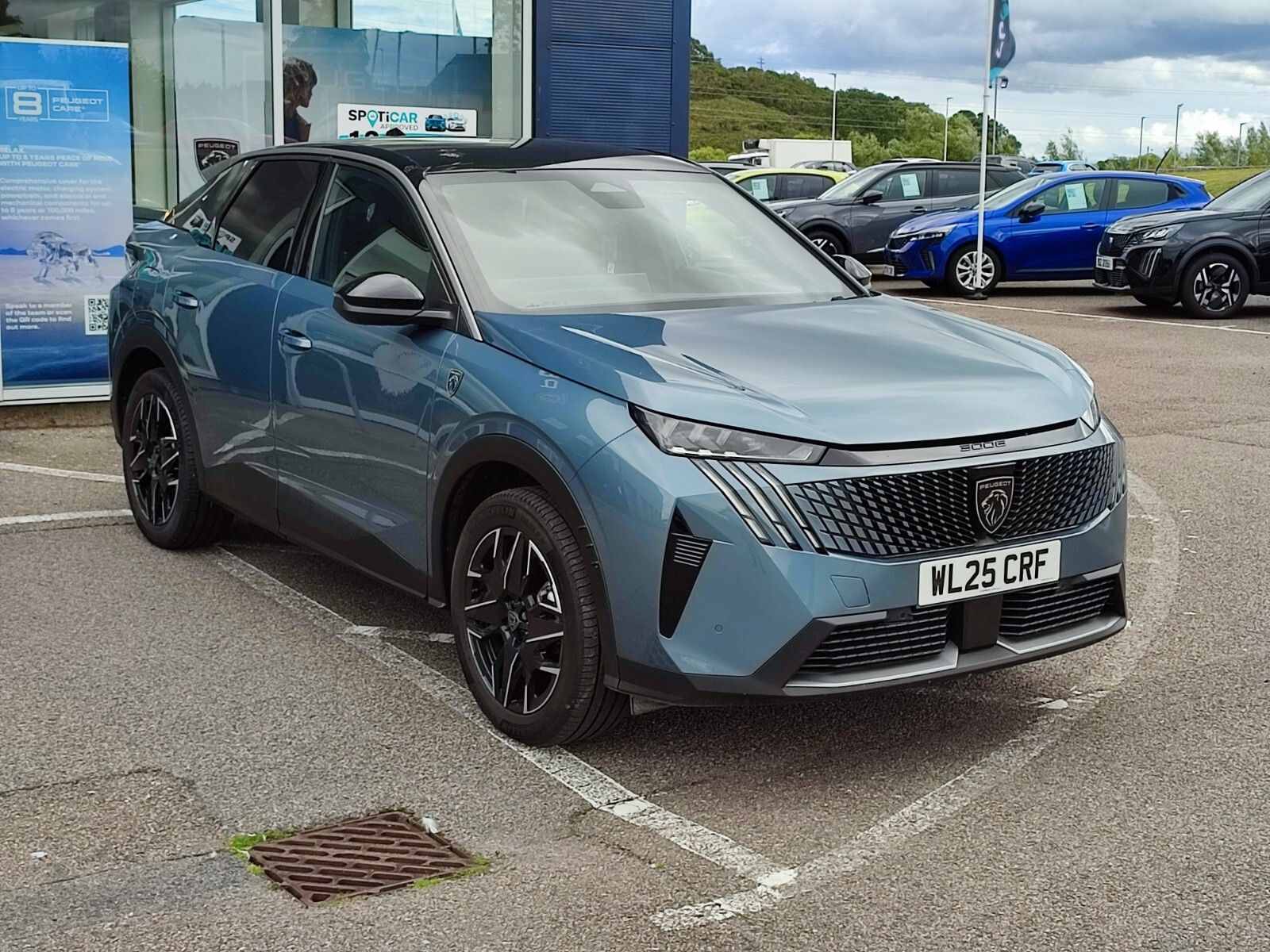 Main listing image - Peugeot 3008