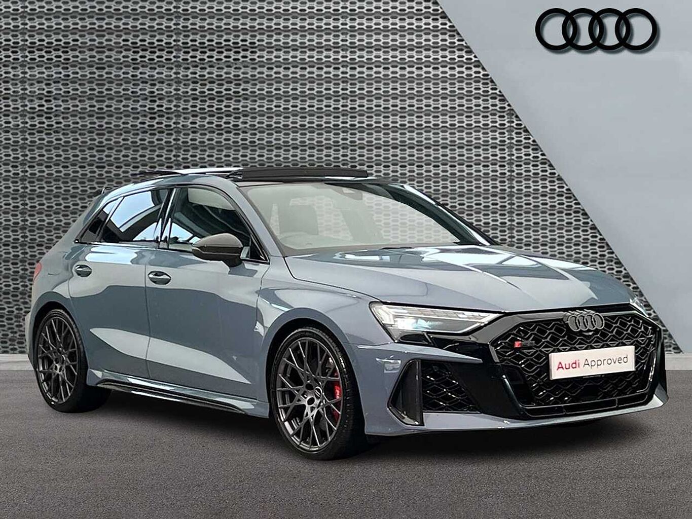 Main listing image - Audi RS3