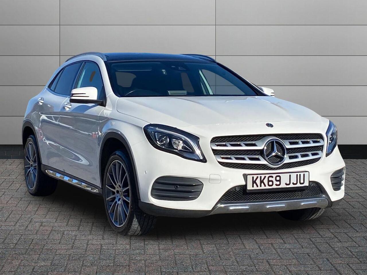 Main listing image - Mercedes-Benz GLA