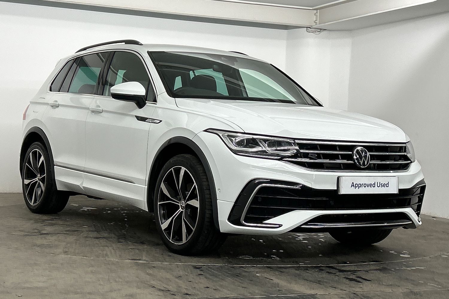 Main listing image - Volkswagen Tiguan