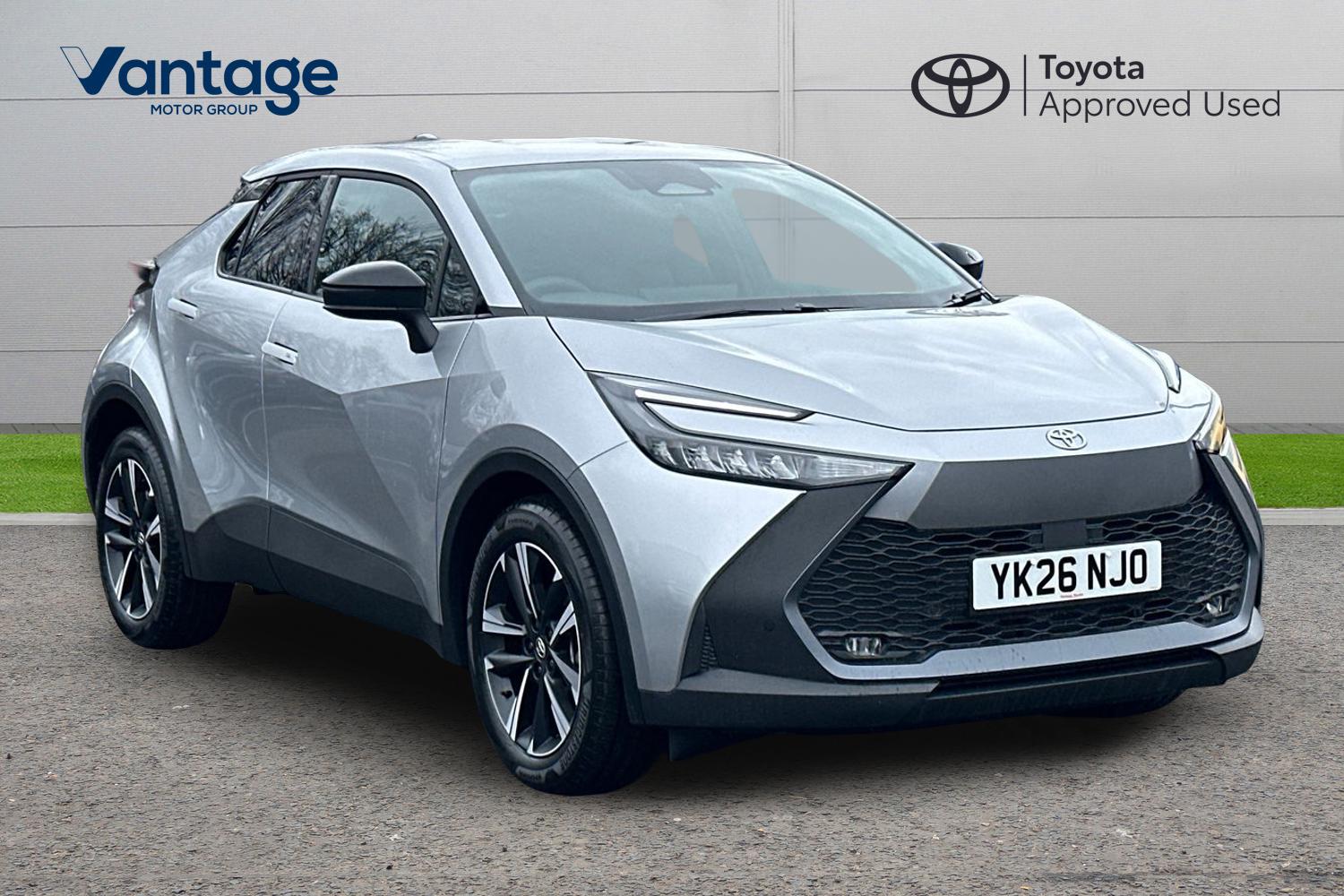 Main listing image - Toyota C-HR