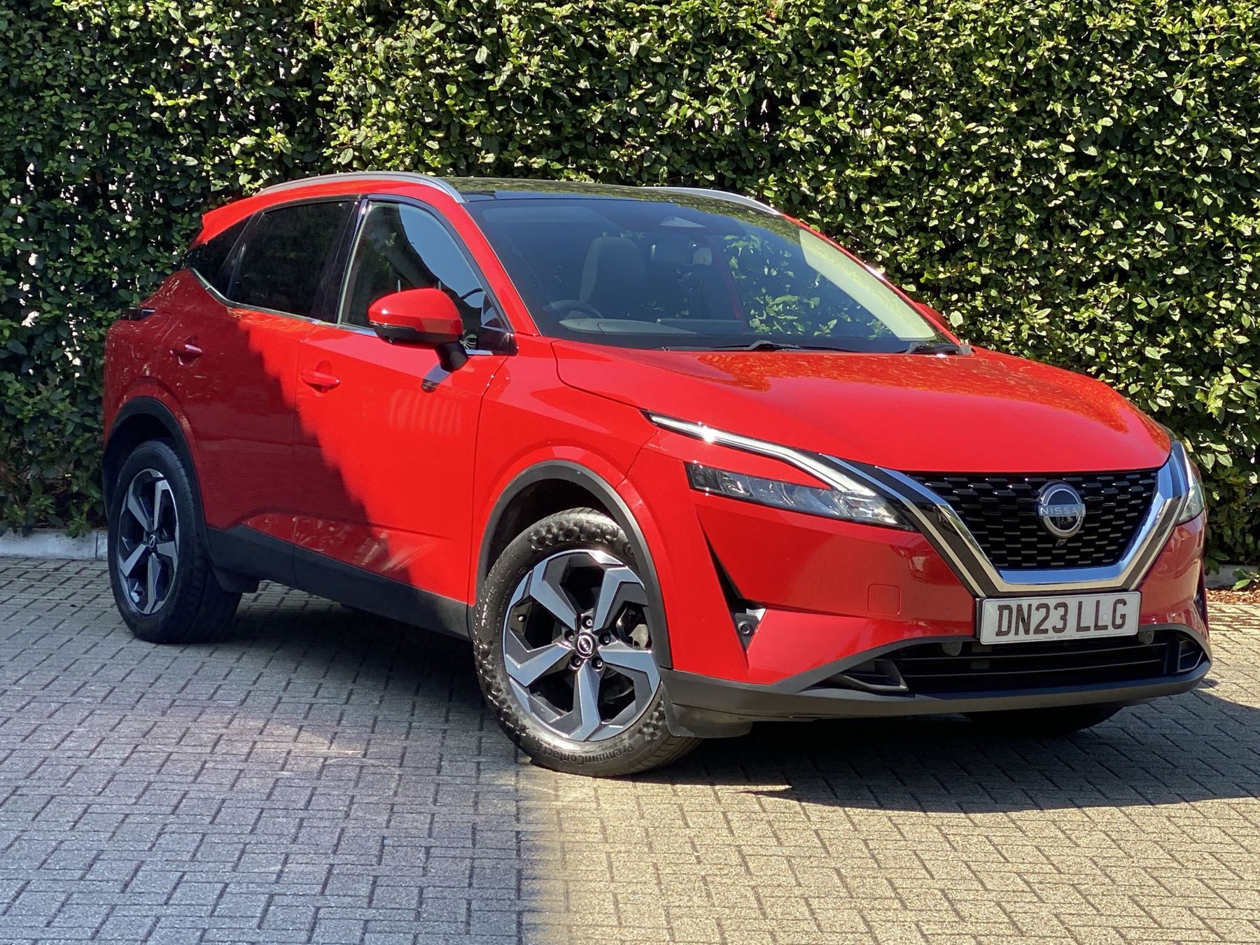 Main listing image - Nissan Qashqai
