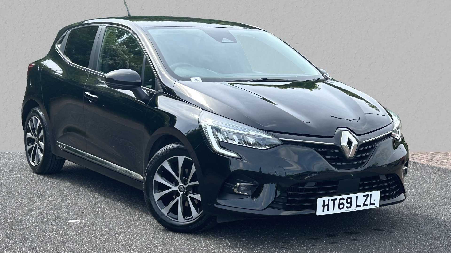 Main listing image - Renault Clio