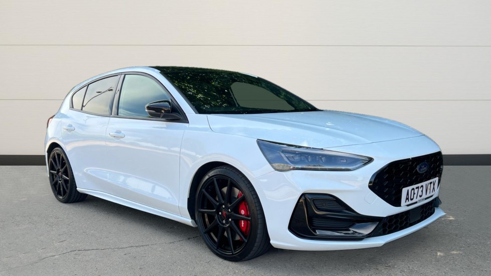 Main listing image - Ford Focus ST
