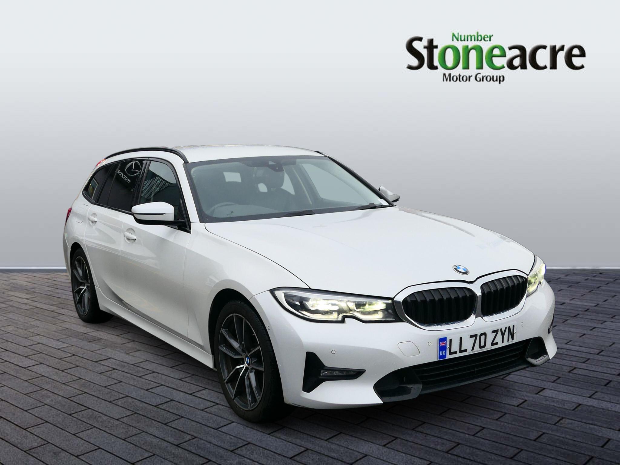 Main listing image - BMW 3 Series Touring