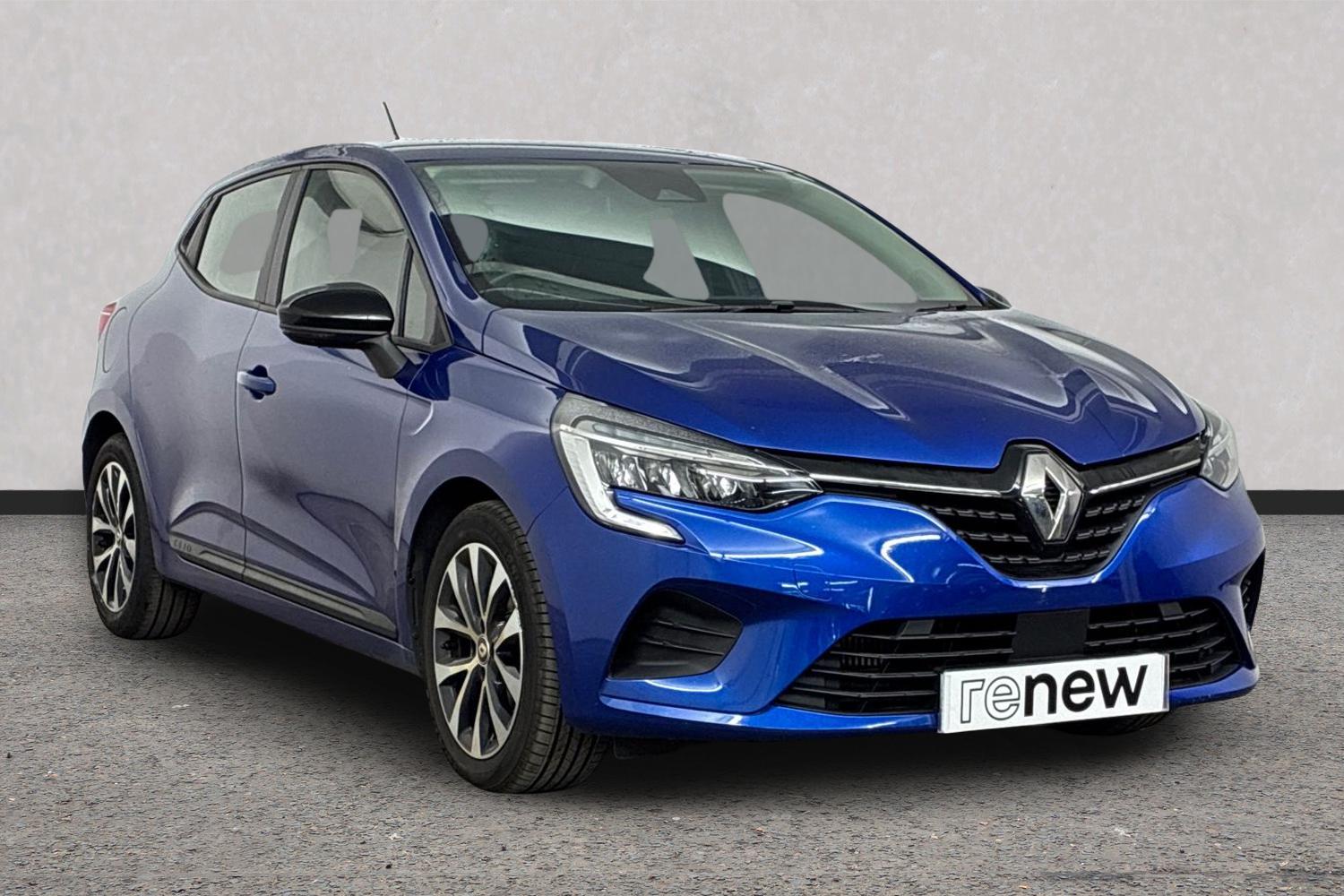 Main listing image - Renault Clio