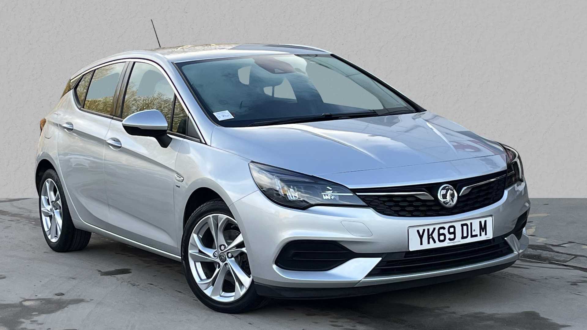 Main listing image - Vauxhall Astra