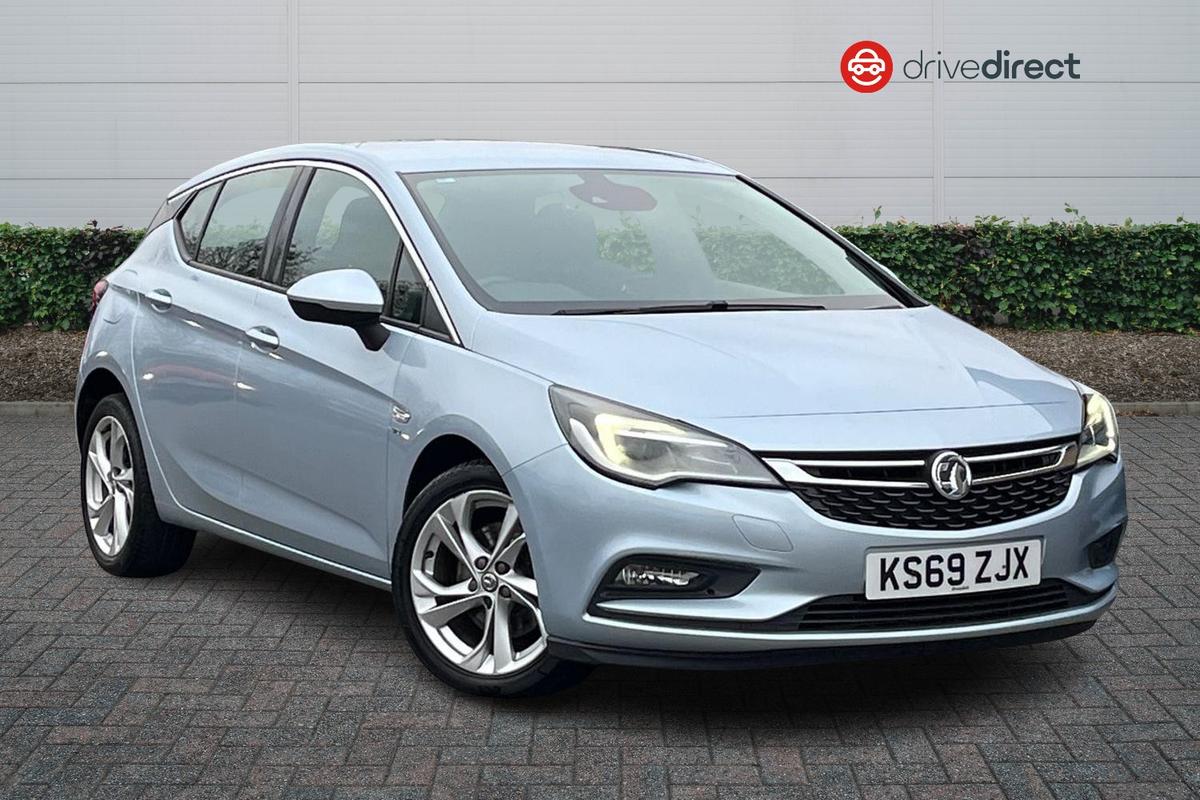 Main listing image - Vauxhall Astra