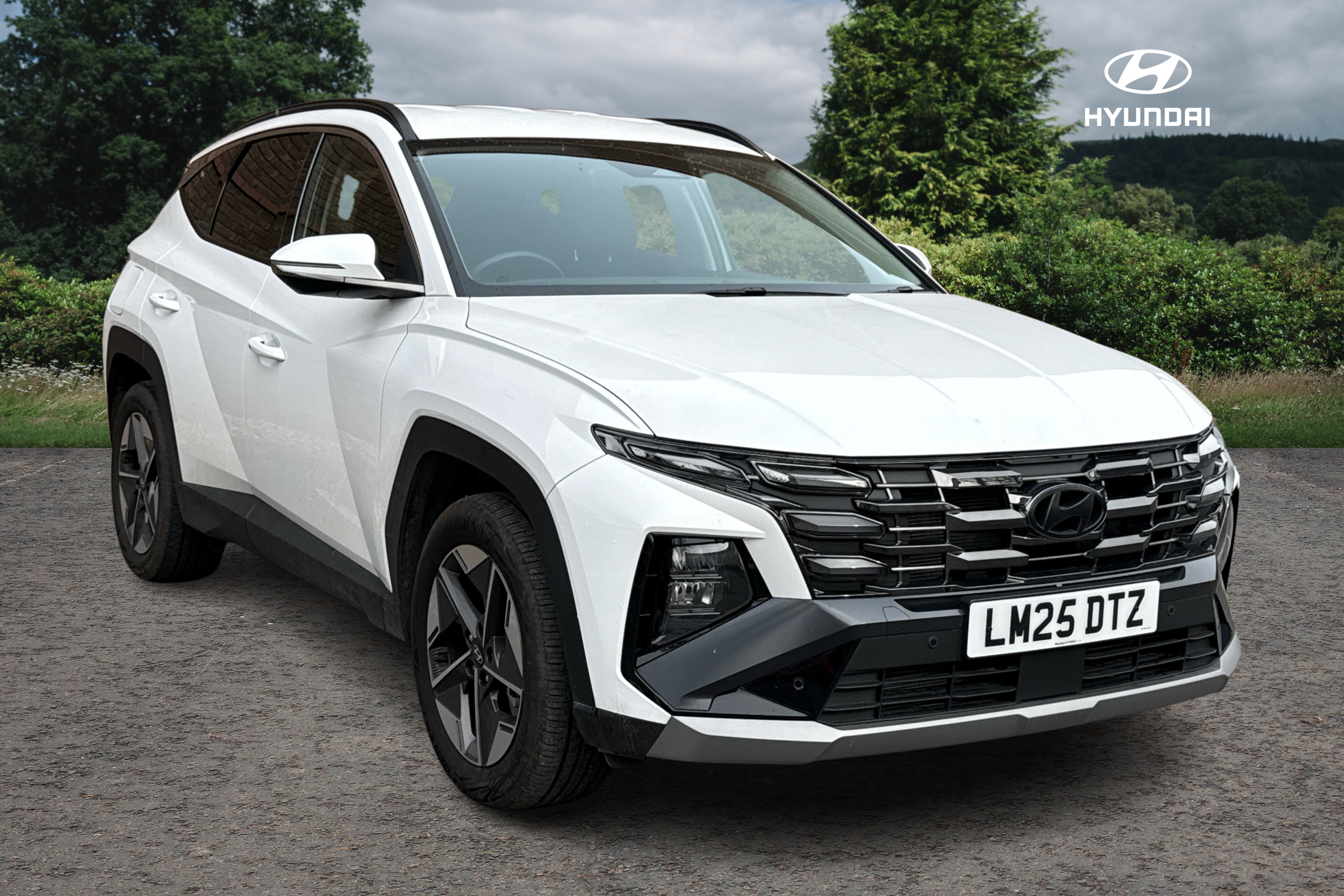 Main listing image - Hyundai Tucson