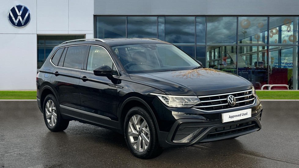 Main listing image - Volkswagen Tiguan Allspace