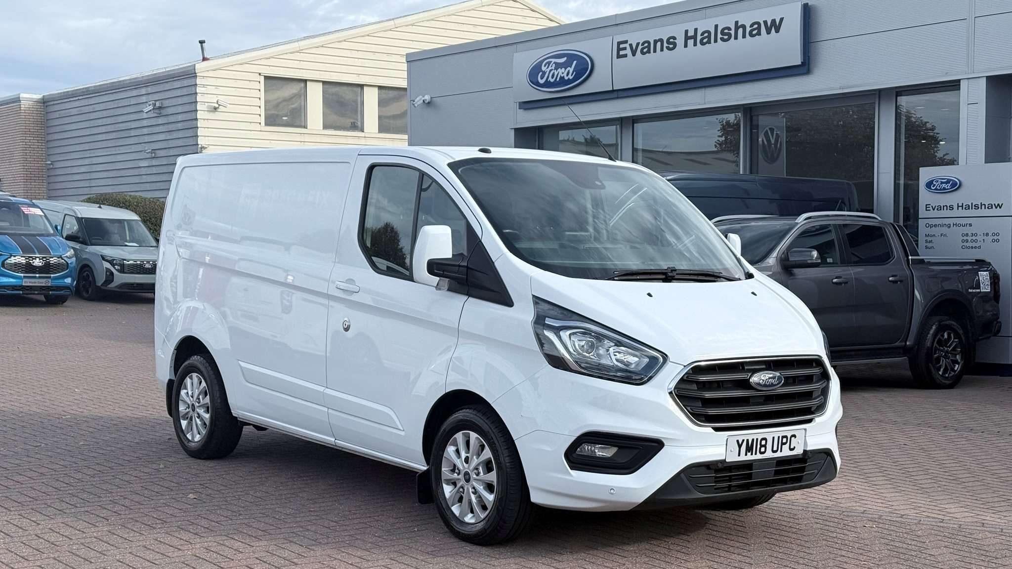 Main listing image - Ford Transit Custom