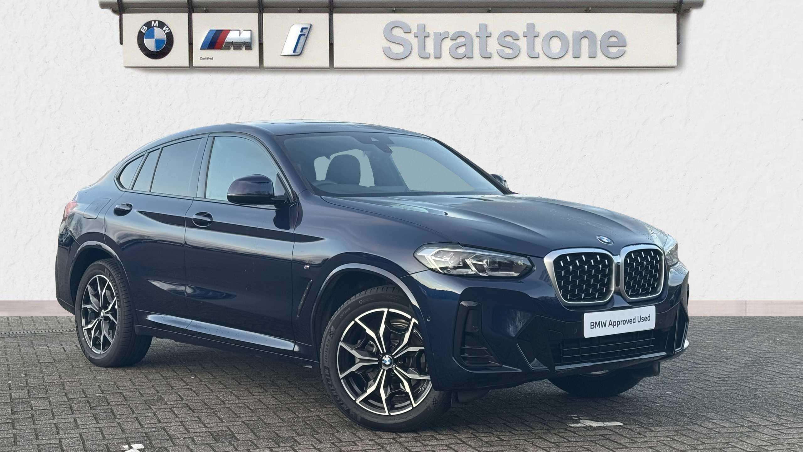 Main listing image - BMW X4