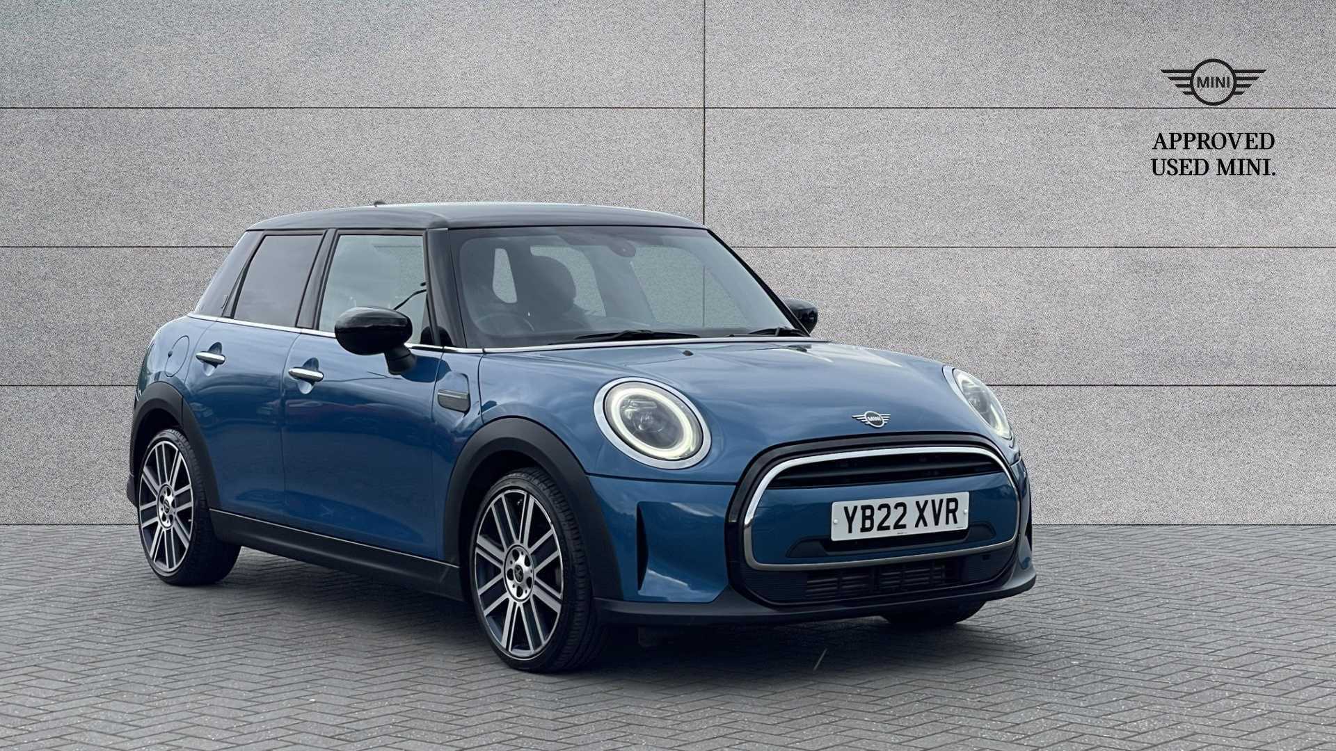 Main listing image - MINI Hatchback 5dr