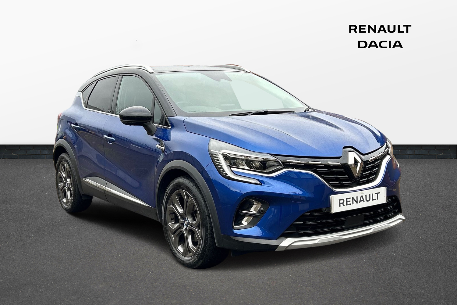 Main listing image - Renault Captur