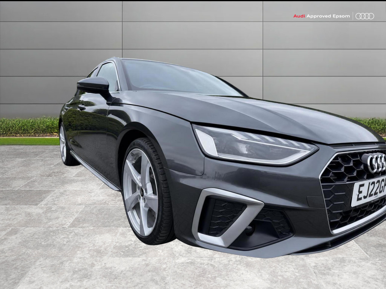 Main listing image - Audi A4