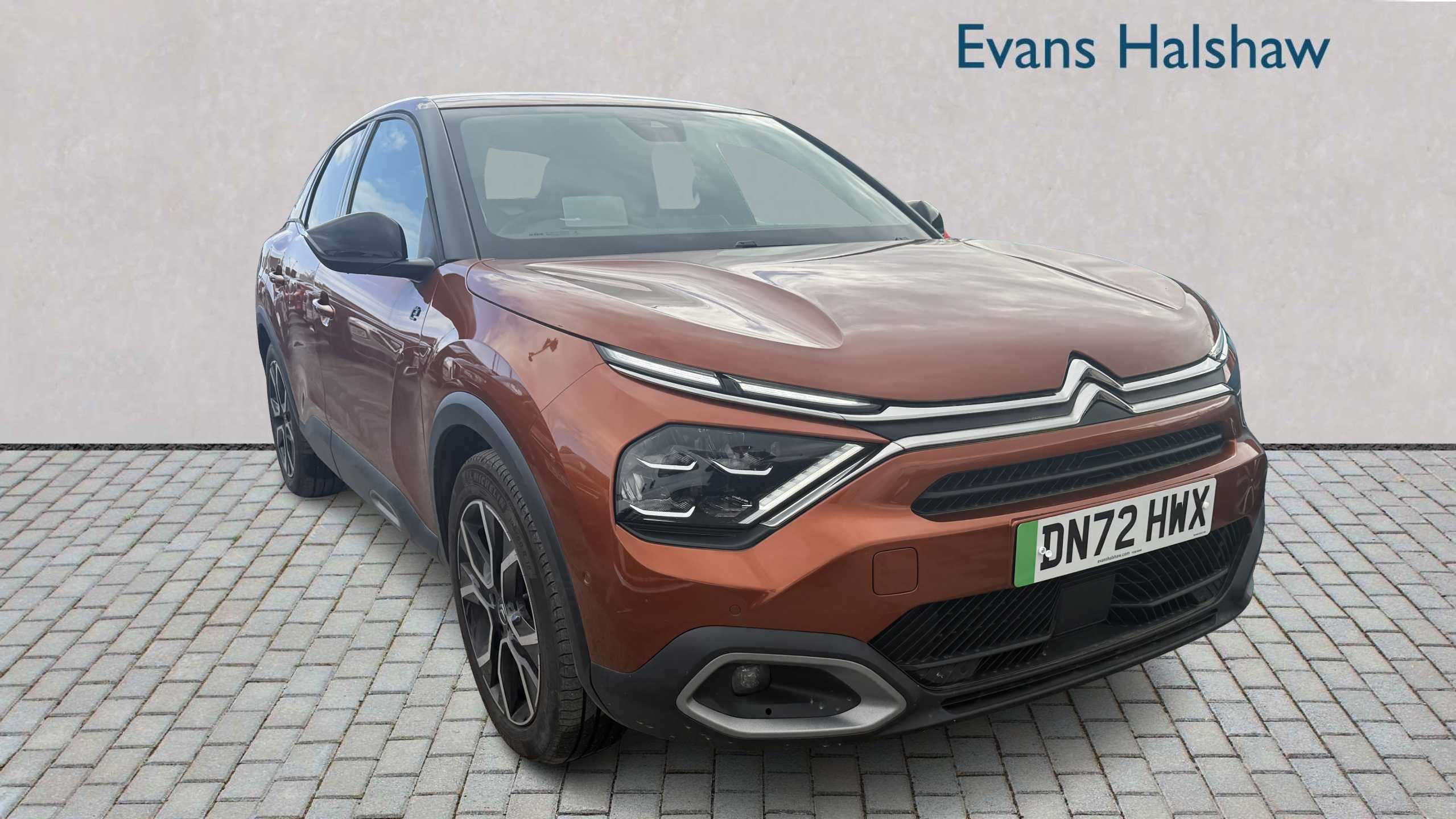 Main listing image - Citroen C4