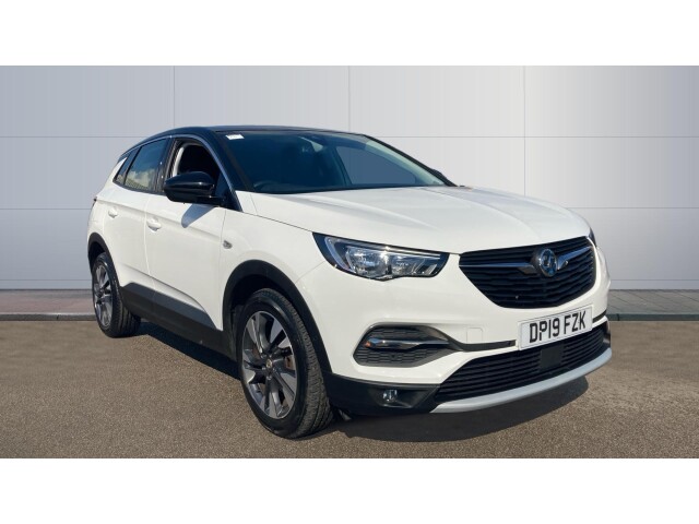 Main listing image - Vauxhall Grandland X