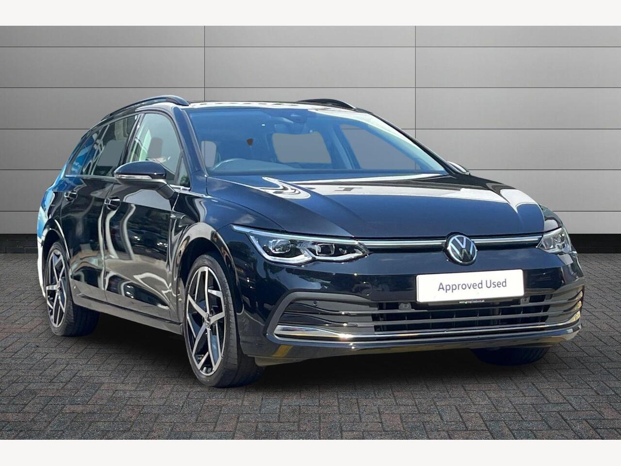 Main listing image - Volkswagen Golf