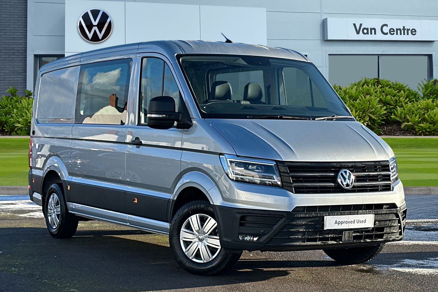 Main listing image - Volkswagen Crafter