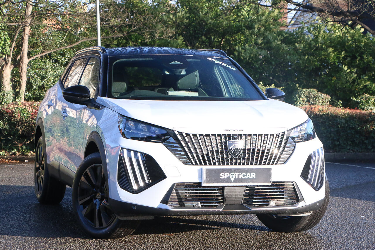 Main listing image - Peugeot 2008