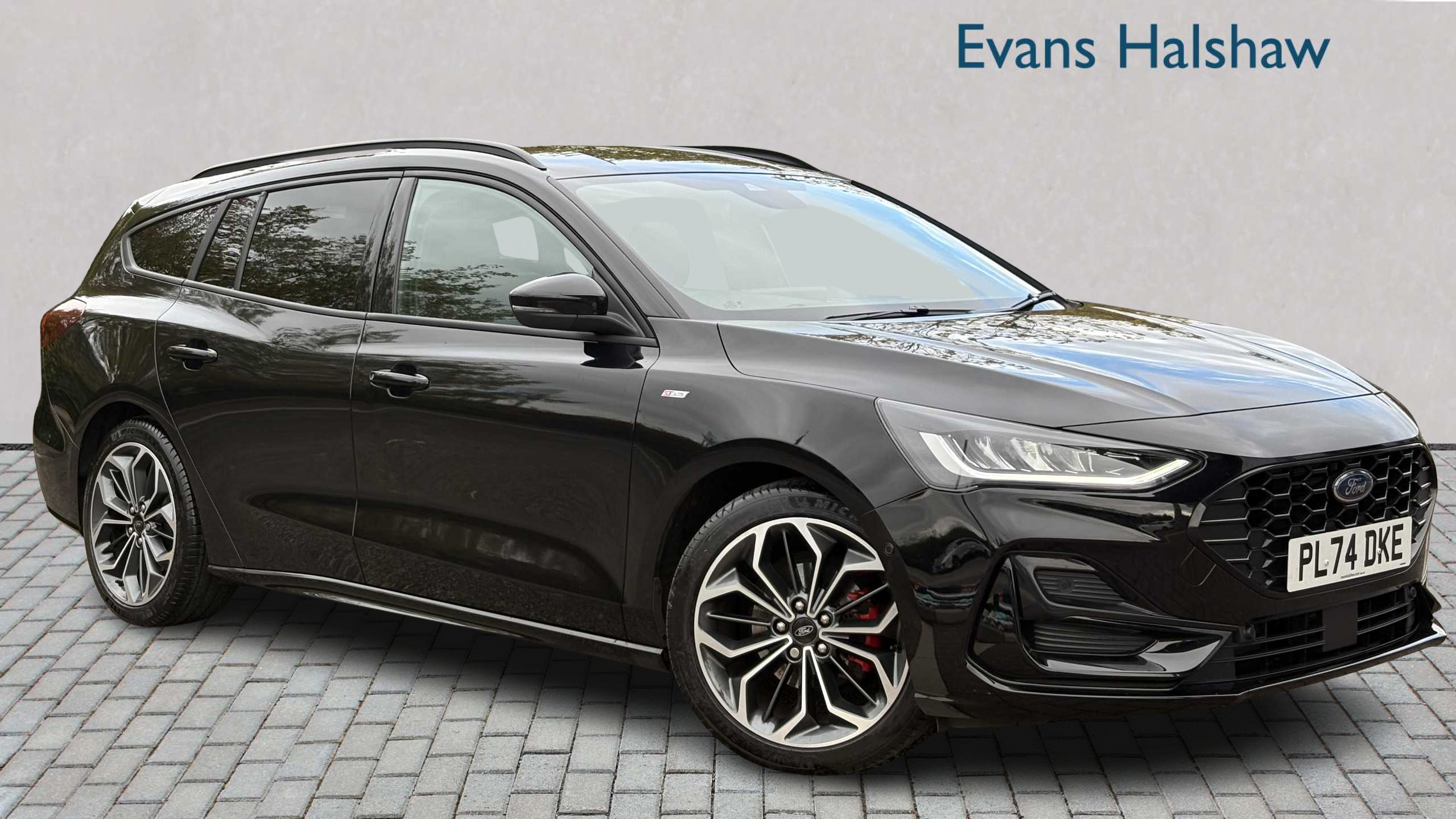 Main listing image - Ford Focus Estate