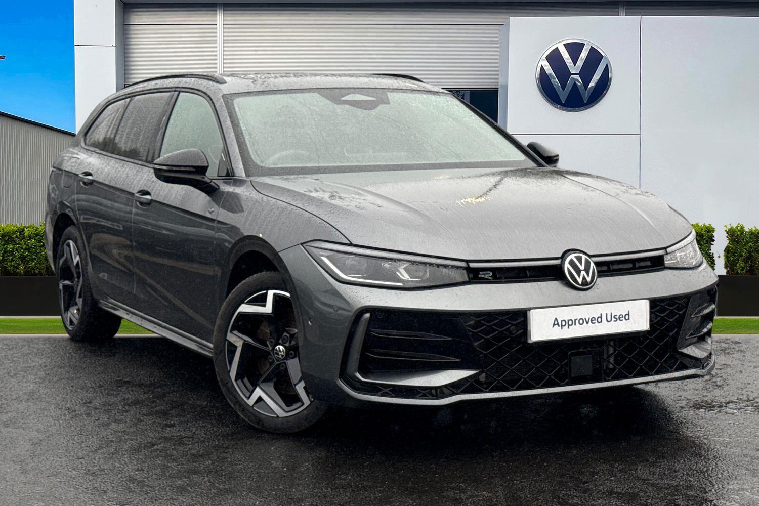 Main listing image - Volkswagen Passat