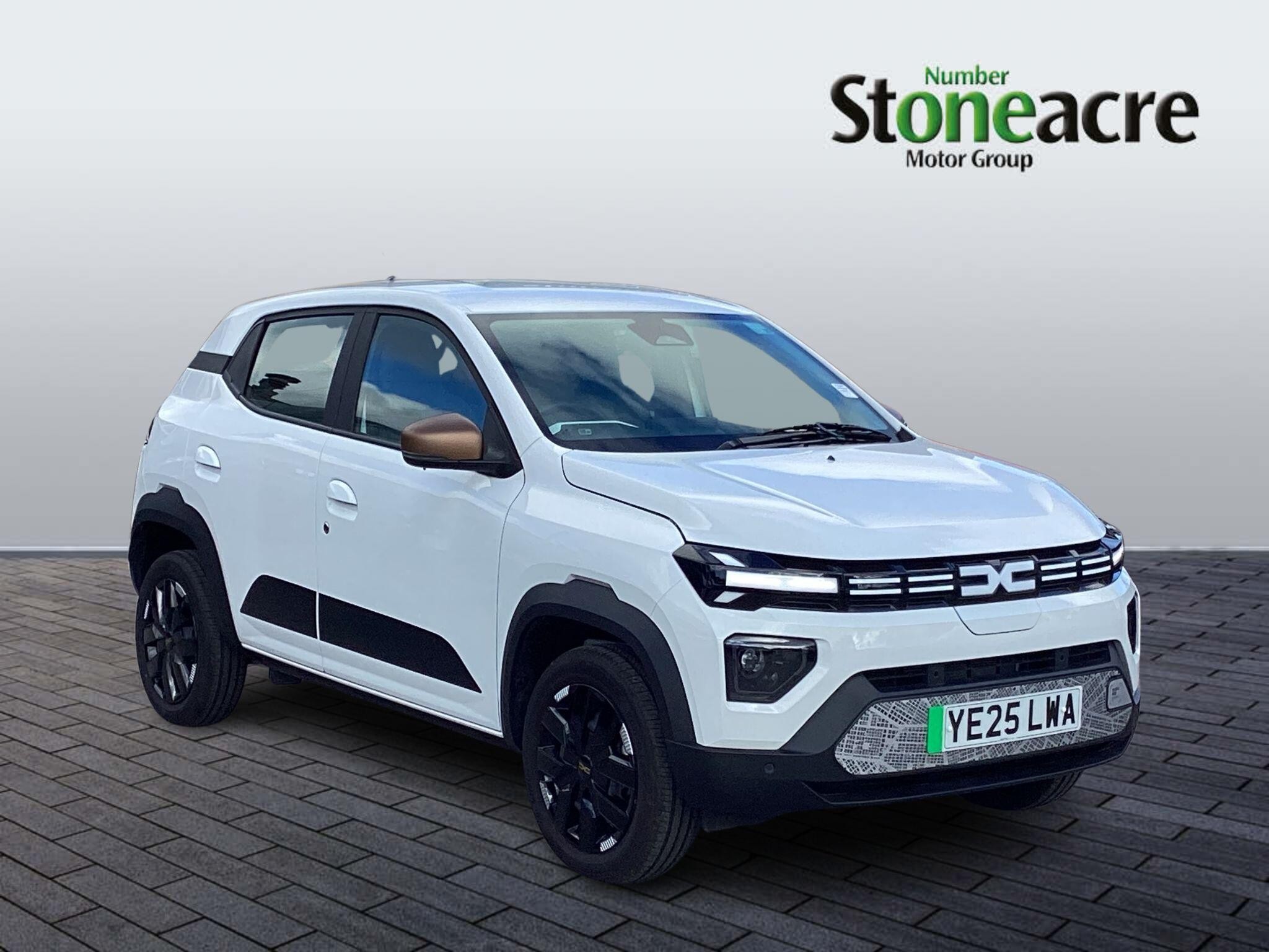 Main listing image - Dacia Spring