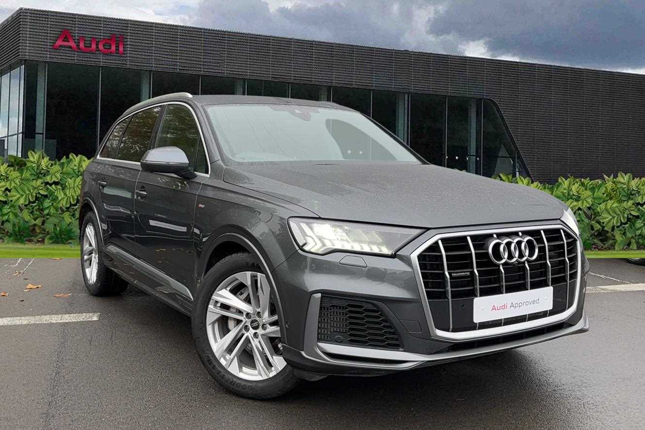 Main listing image - Audi Q7