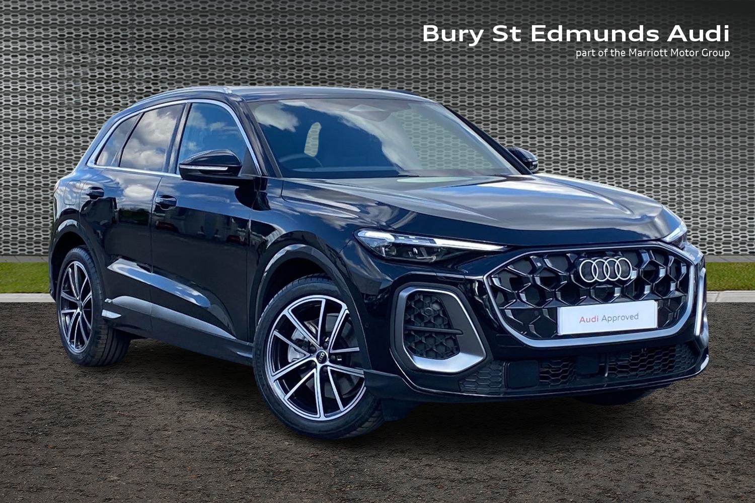 Main listing image - Audi Q5