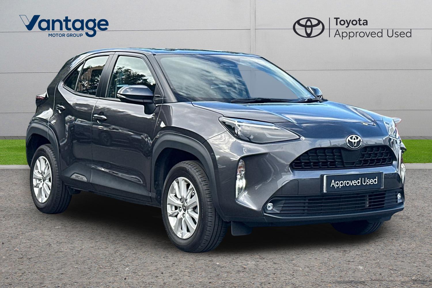 Main listing image - Toyota Yaris Cross
