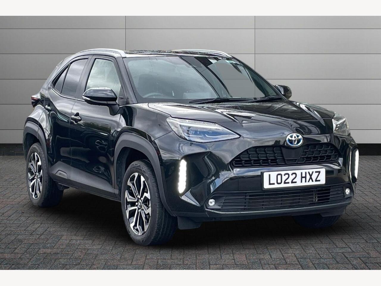 Main listing image - Toyota Yaris Cross