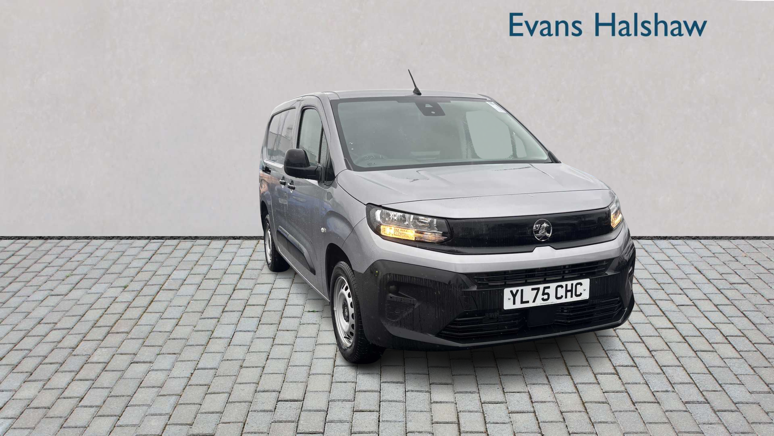 Main listing image - Vauxhall Combo Cargo