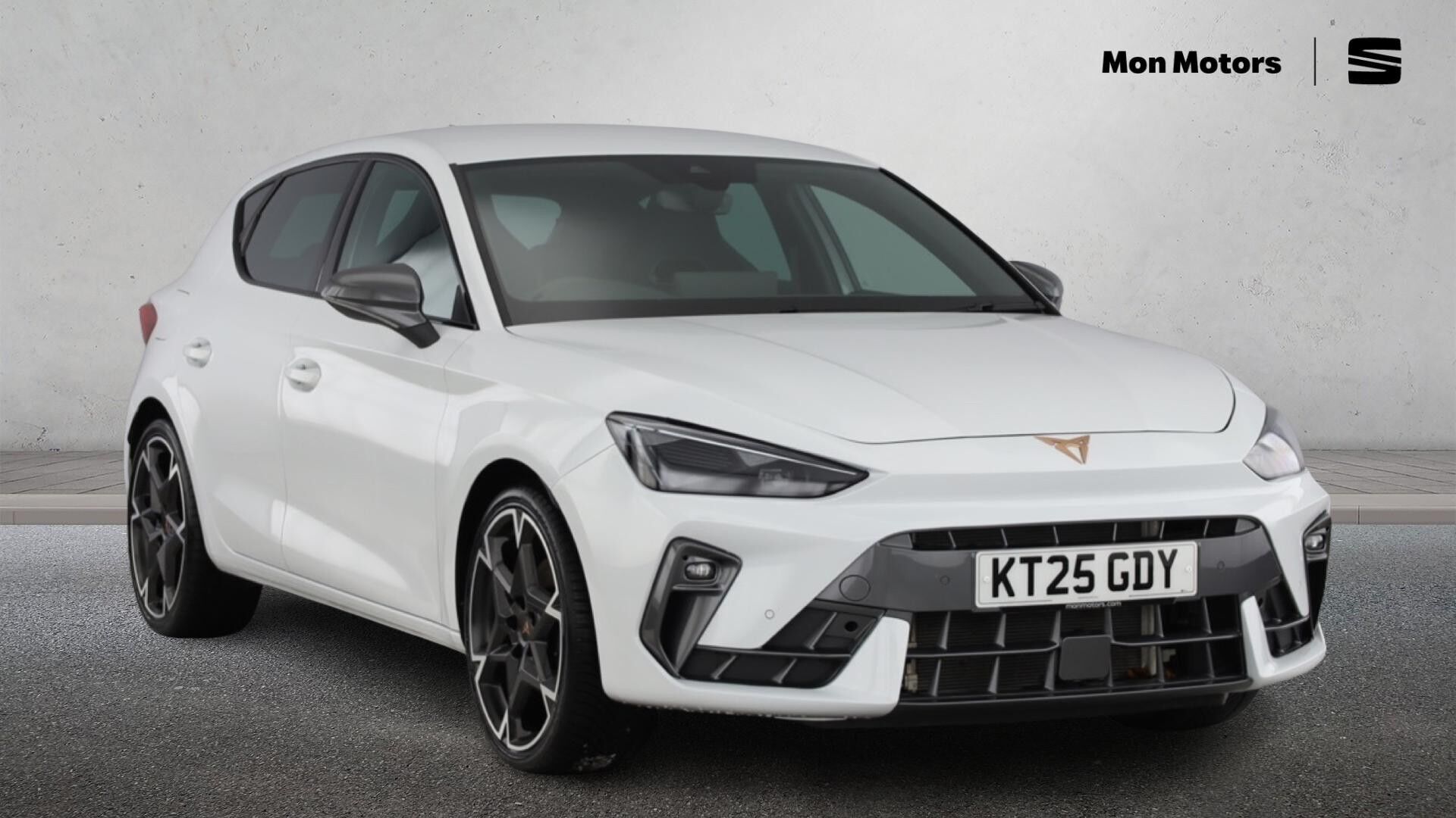 Main listing image - Cupra Leon