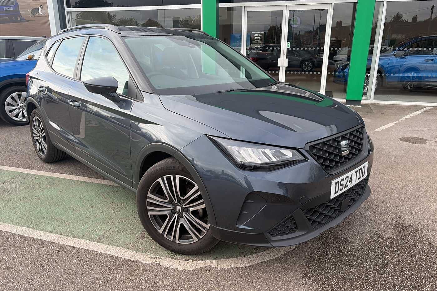 Main listing image - SEAT Arona