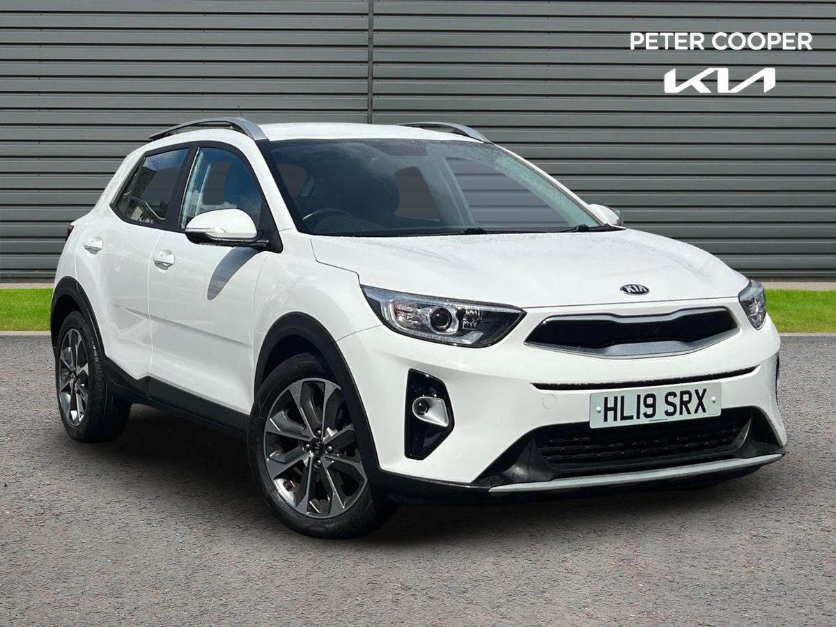 Main listing image - Kia Stonic