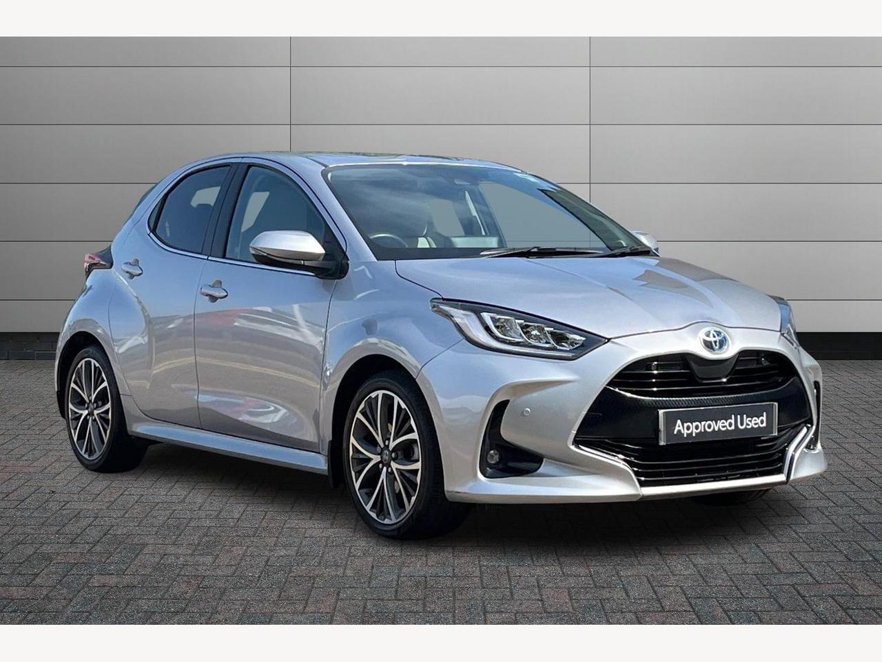 Main listing image - Toyota Yaris